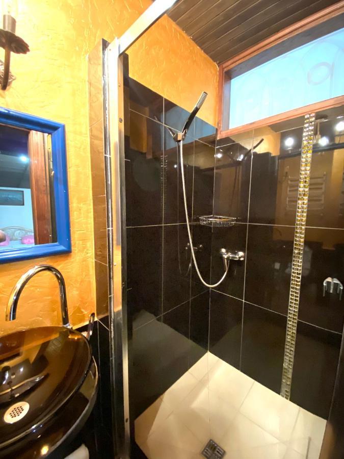 إلفيف Квартира В Центрі На Вулиці Лесі Українки 19 المظهر الخارجي الصورة
